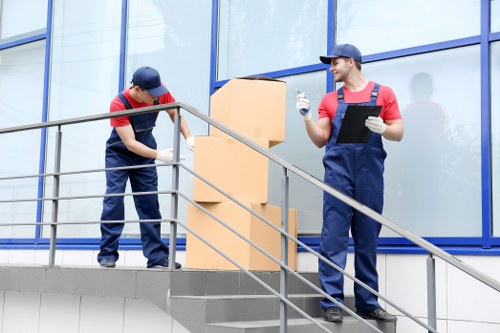 Moving truck service for Eastbedfont residential relocations