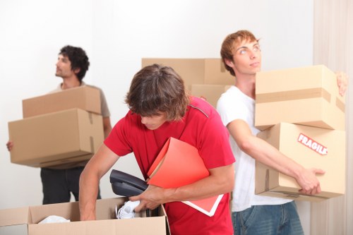 Flat removals service for apartment moves in Eastbedfont