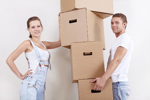 Local unpacking support for a newly moved home